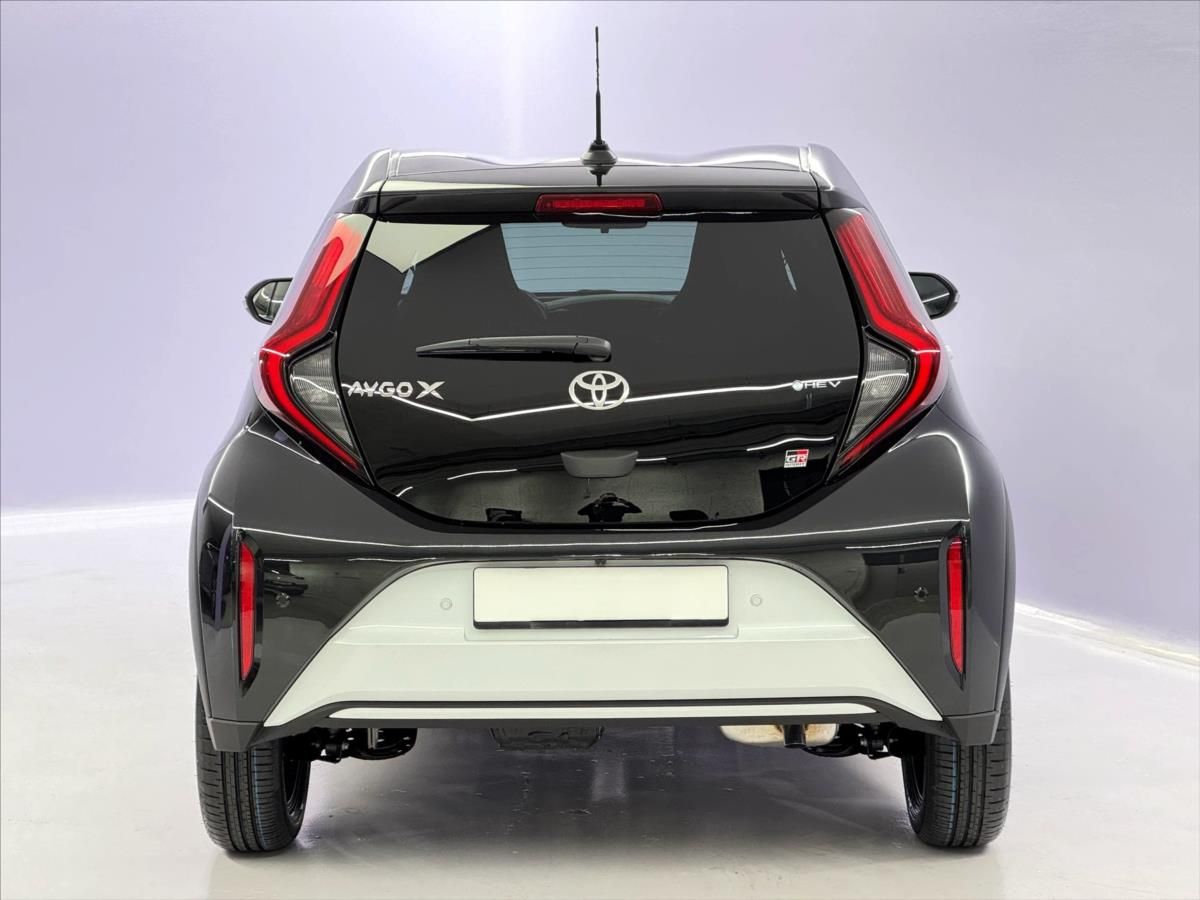 Toyota Aygo, 1,5   X GR Sport 2026 - fotka 4