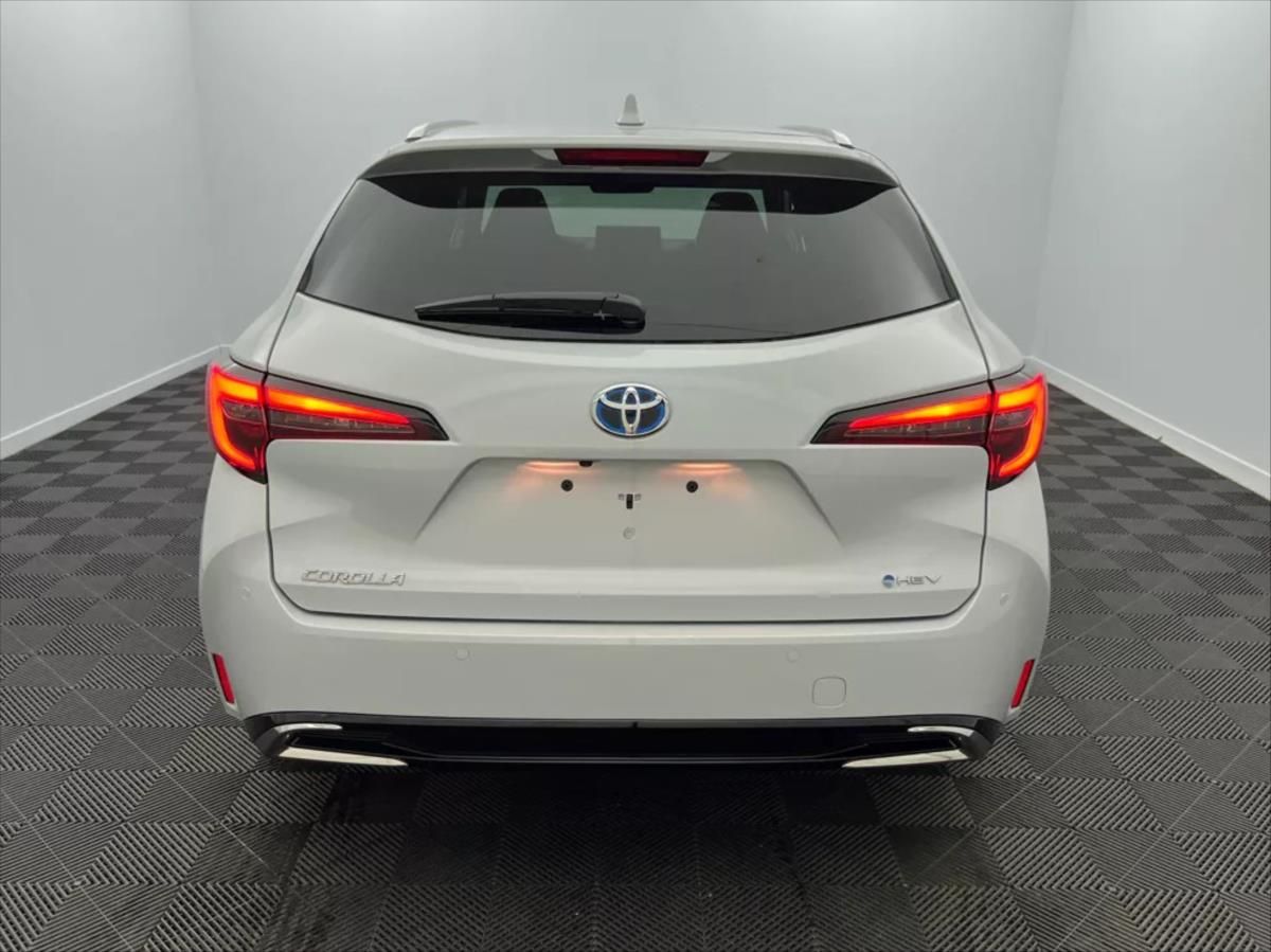 Toyota Corolla, 2,0   TS Style HEV - fotka 5