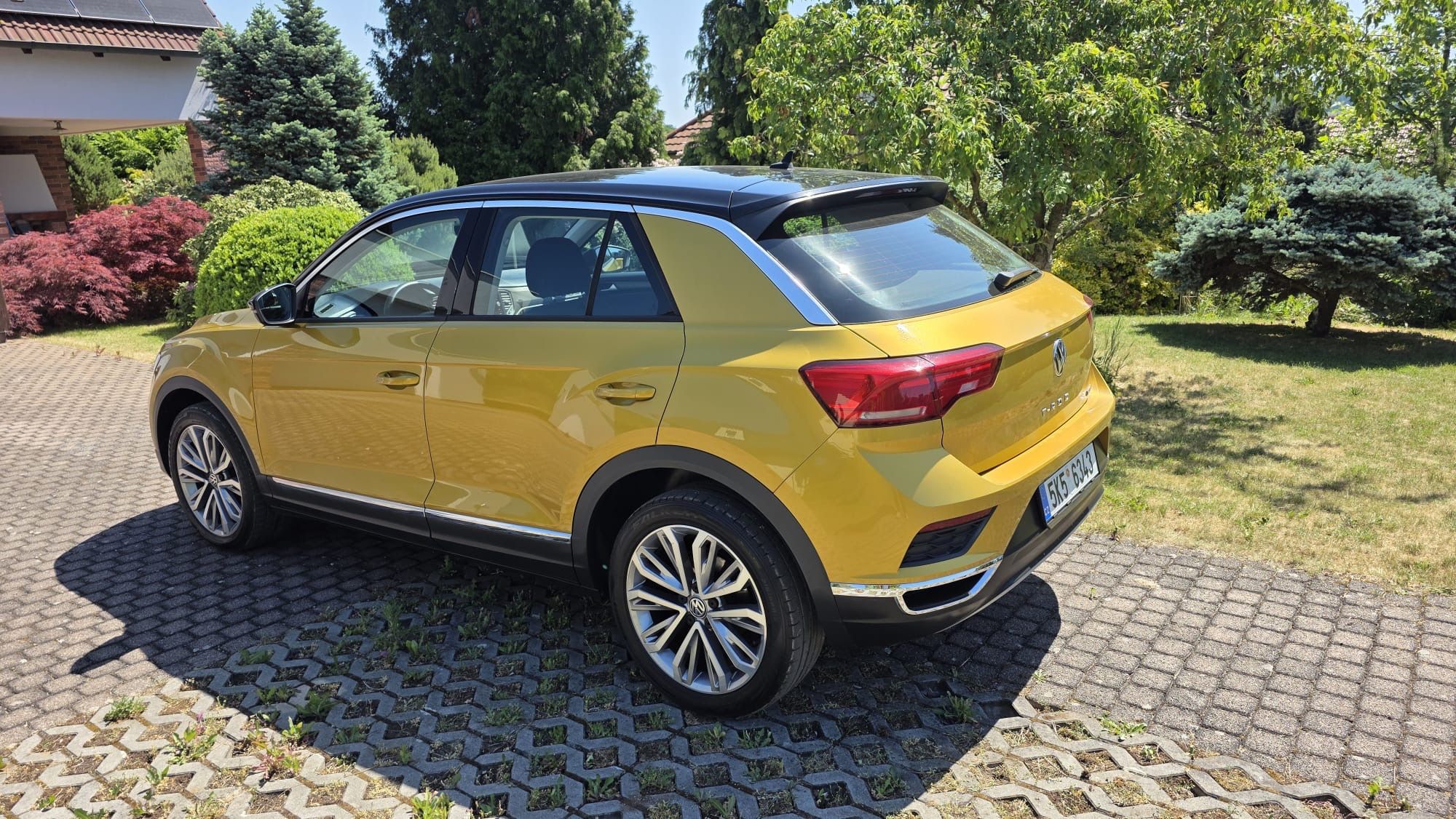Volkswagen T-Roc, VW T-ROC 4 MOTION, 2.0 TDI - fotka 4