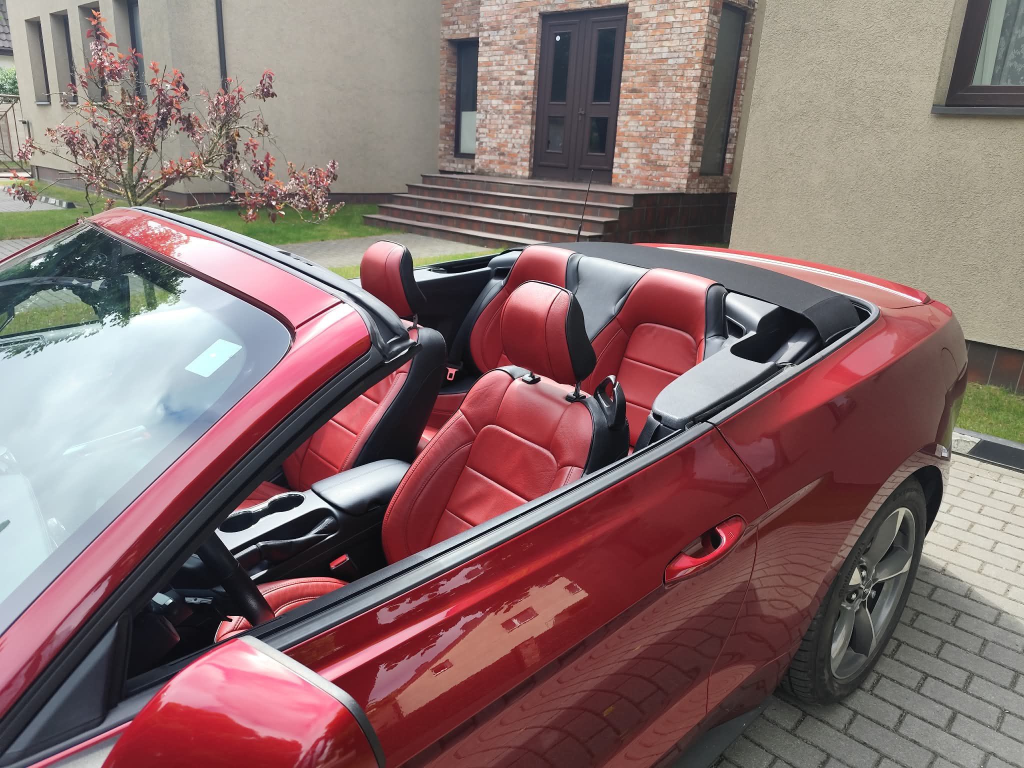 Ford Mustang, 3.7L Automat Comvertible - fotka 6