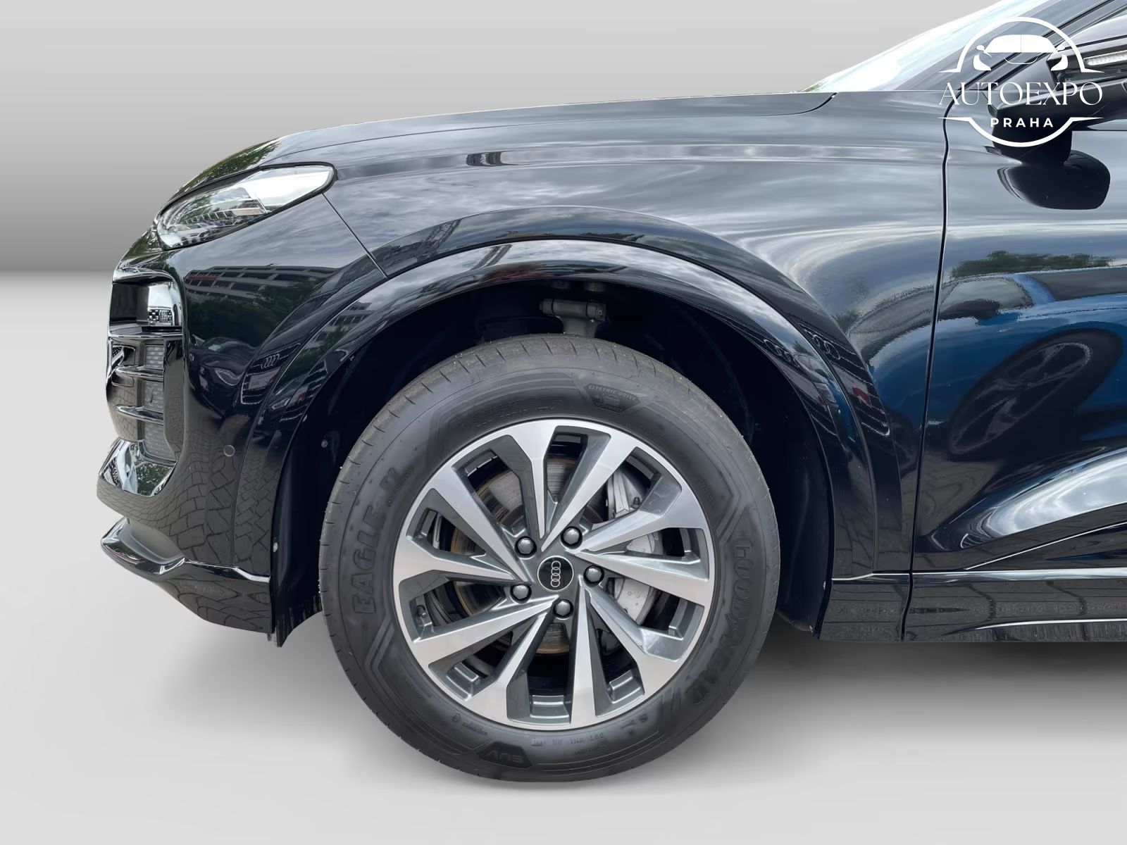 Audi Q6 e-tron, LED Navi - fotka 3
