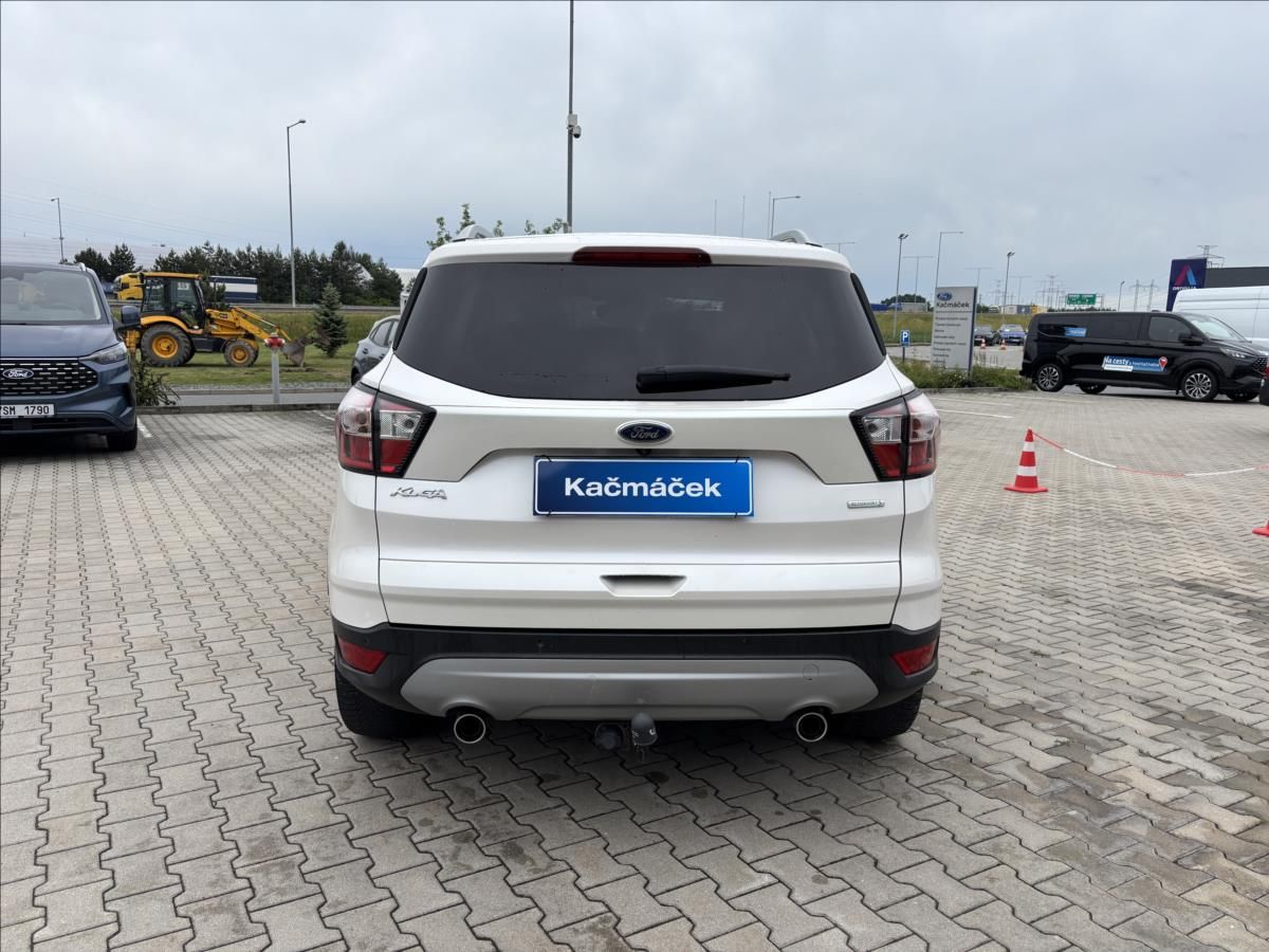 Ford Kuga, 1,5 EcoBoost 110 kW Titanium - fotka 4