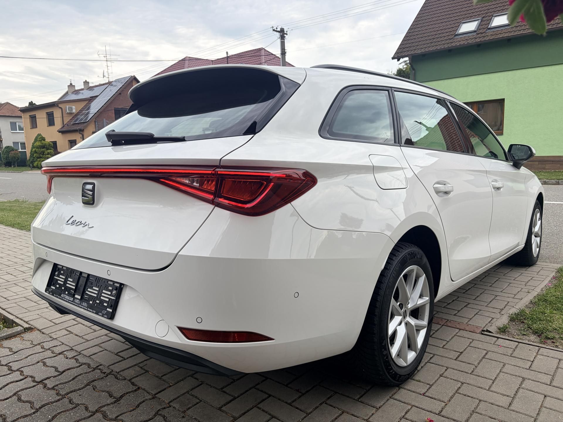 Seat Leon, SP 2.0TDI 110KW DSG STYLE LED - fotka 4