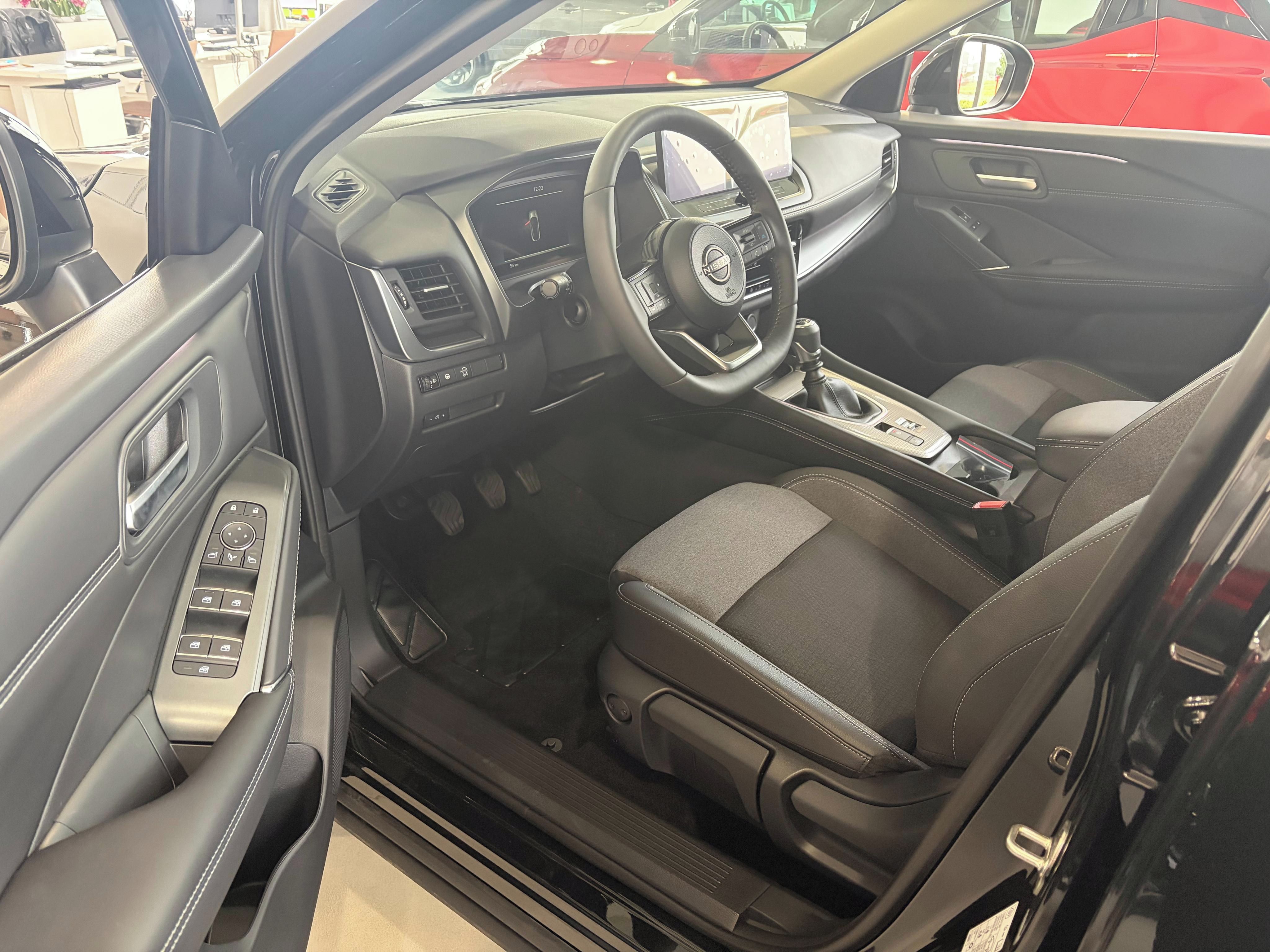 Nissan Qashqai, 1.3 DIG-T mHEV 2WD, 6MT - fotka 4