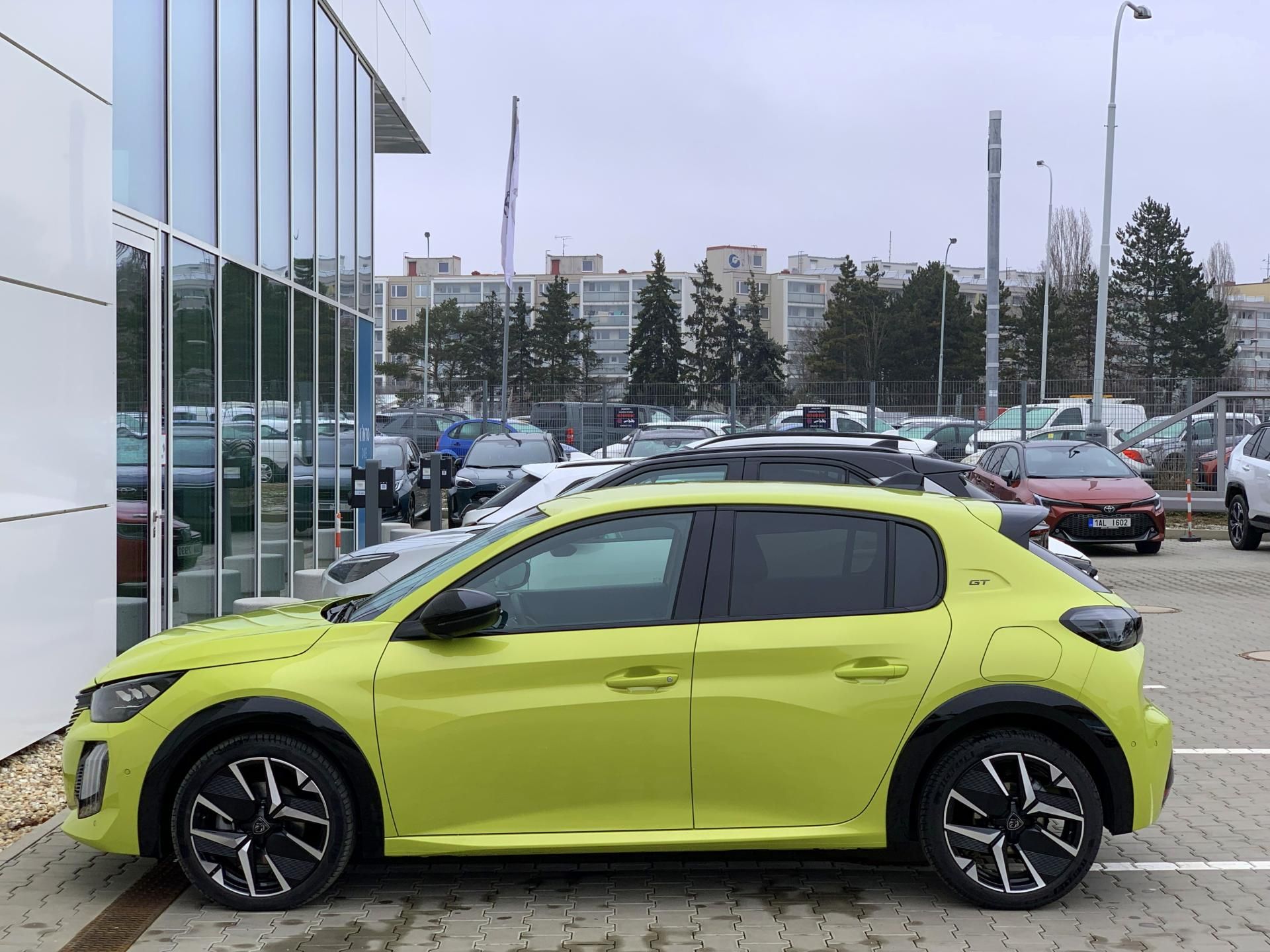 Peugeot 208, GT Hybrid 74kW AT - fotka 4