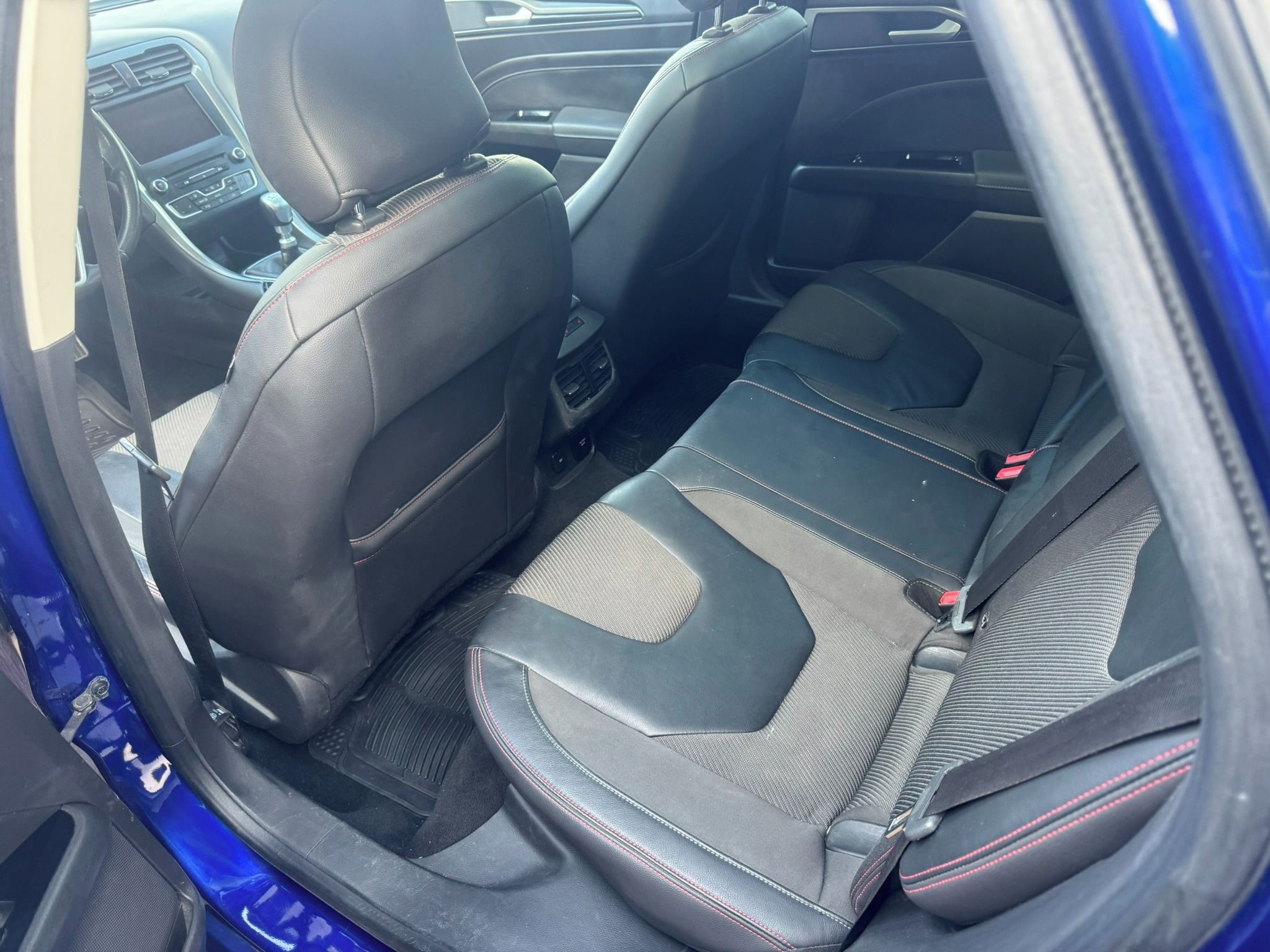 Ford Mondeo, ST-Line Kombi 2.0 TDCi 132 kW - fotka 3
