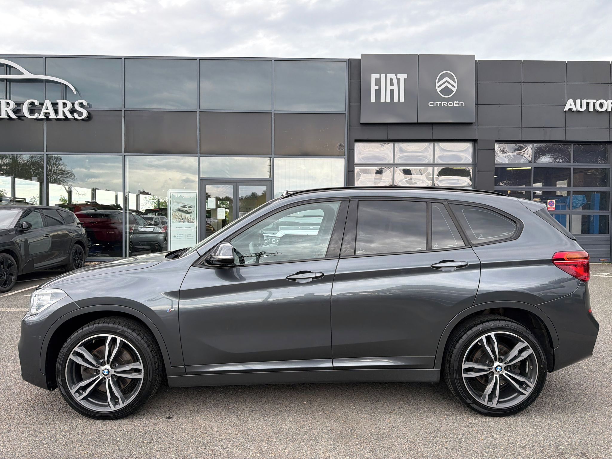 BMW X1, BMW X1 XDRIVE 2.0i 141kw M-Pak - fotka 4