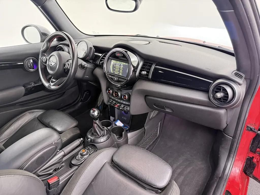 Mini Cooper, 1.5T 100kW Chilli LED, Navi - fotka 4