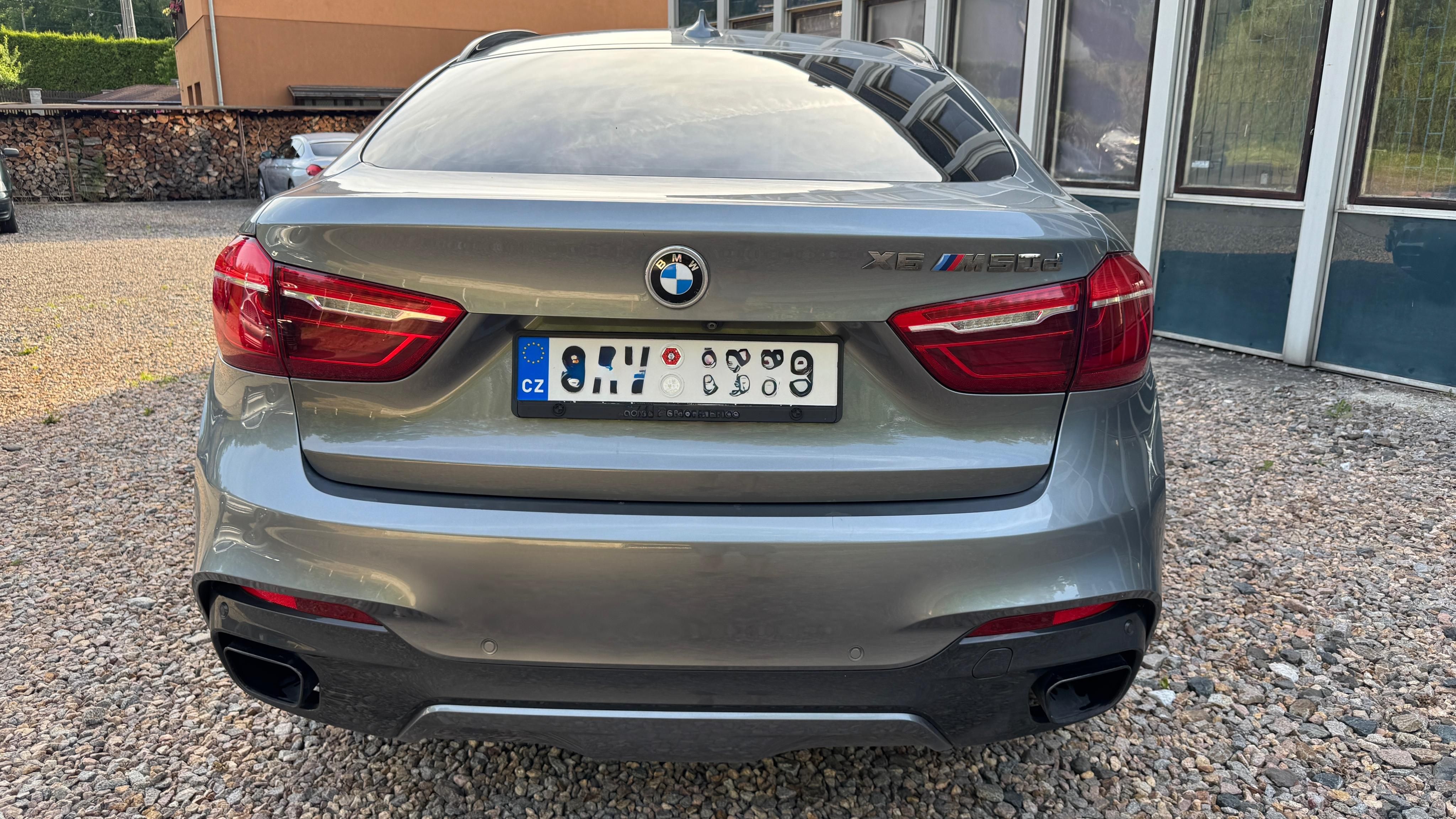 BMW X6, X6 M50D 280kw ČR - fotka 4