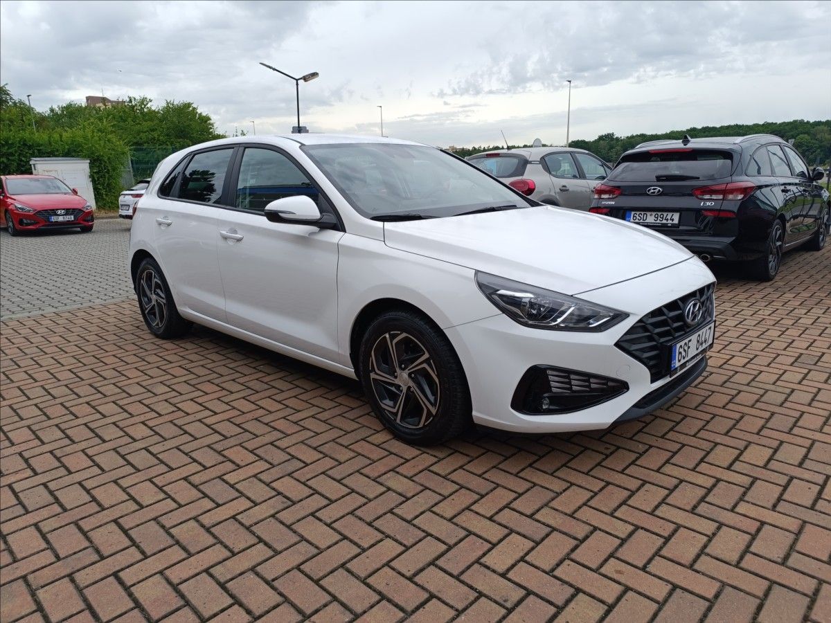 Hyundai i30, 1,0 T-GDi Smart - fotka 5