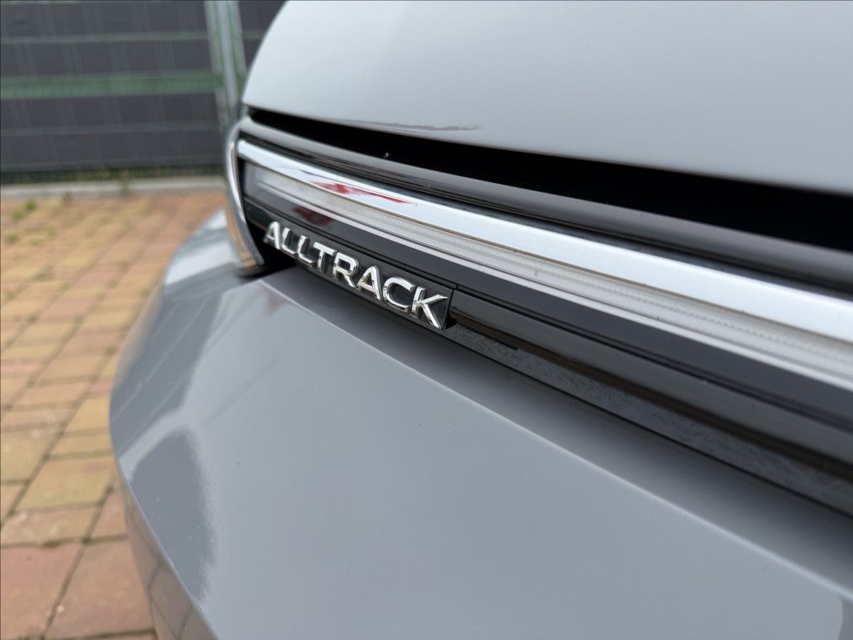 Volkswagen Golf, VIII 2.0 TDI Alltrack 4x4 DSG - fotka 6