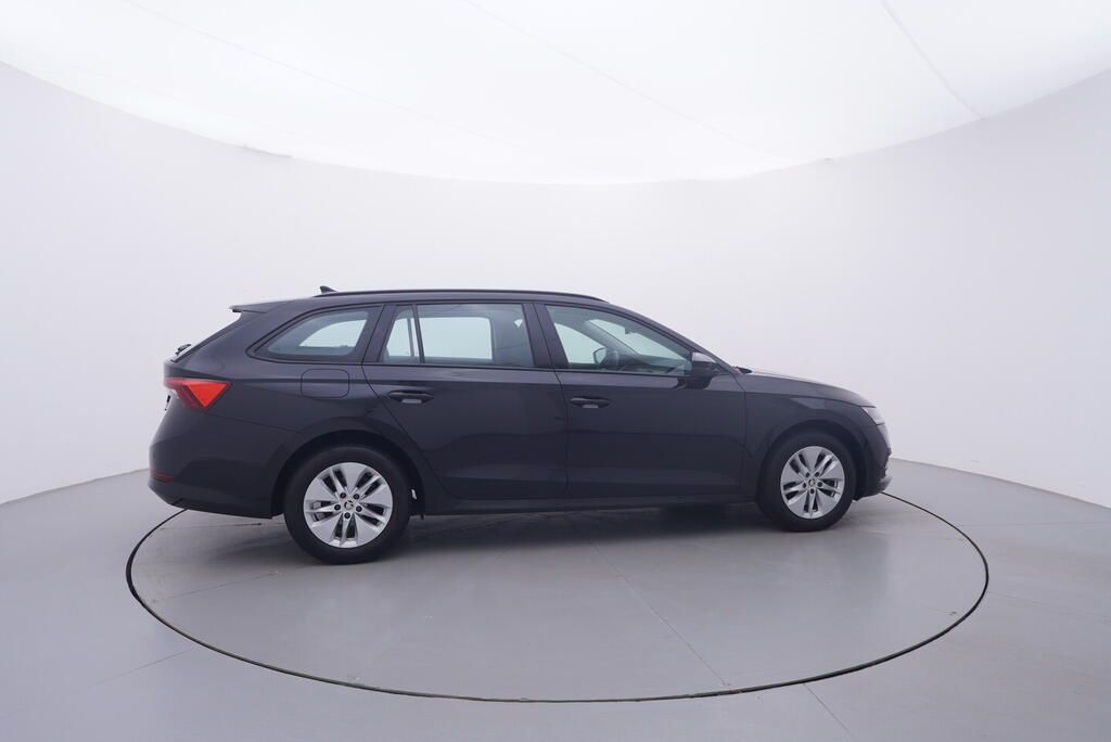 Škoda Octavia, Ambition 1.5 TSI 110 kW - fotka 6