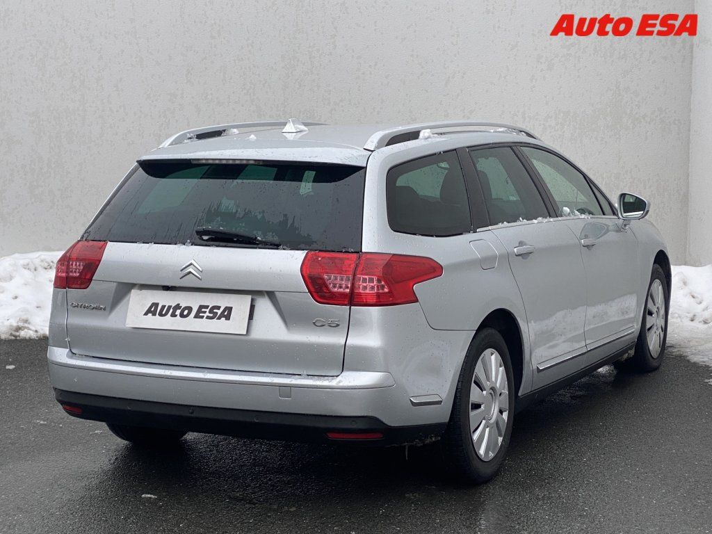 Citroën C5, 2.2 HDI,AC,navi - fotka 4