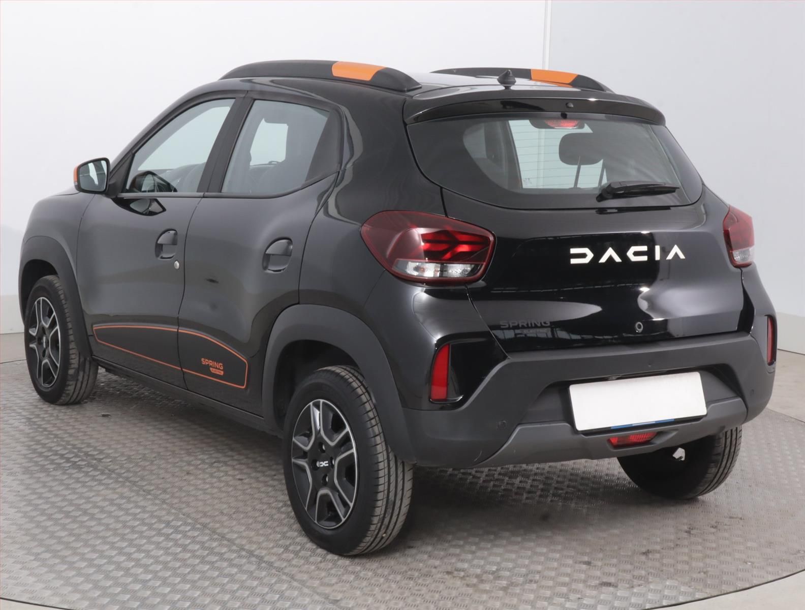Dacia Spring, Electric 45 (27 kWh), Automat - fotka 4
