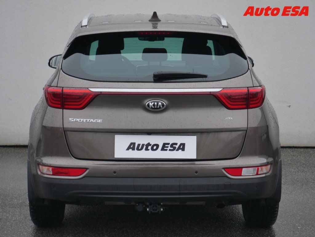 Kia Sportage, 1.6 GDi,2.maj,ČR,Navi - fotka 5
