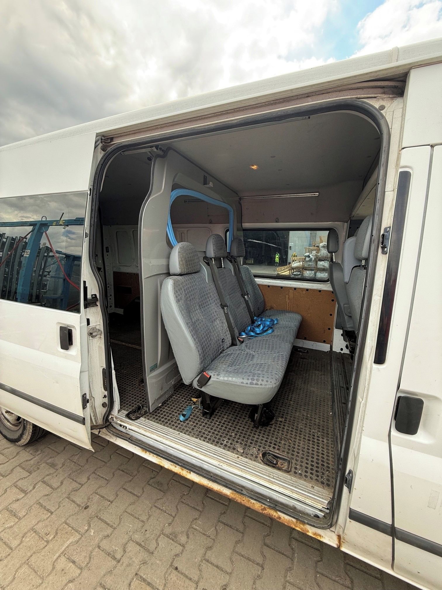 Ford Transit, Ford Transit 350 L - fotka 6