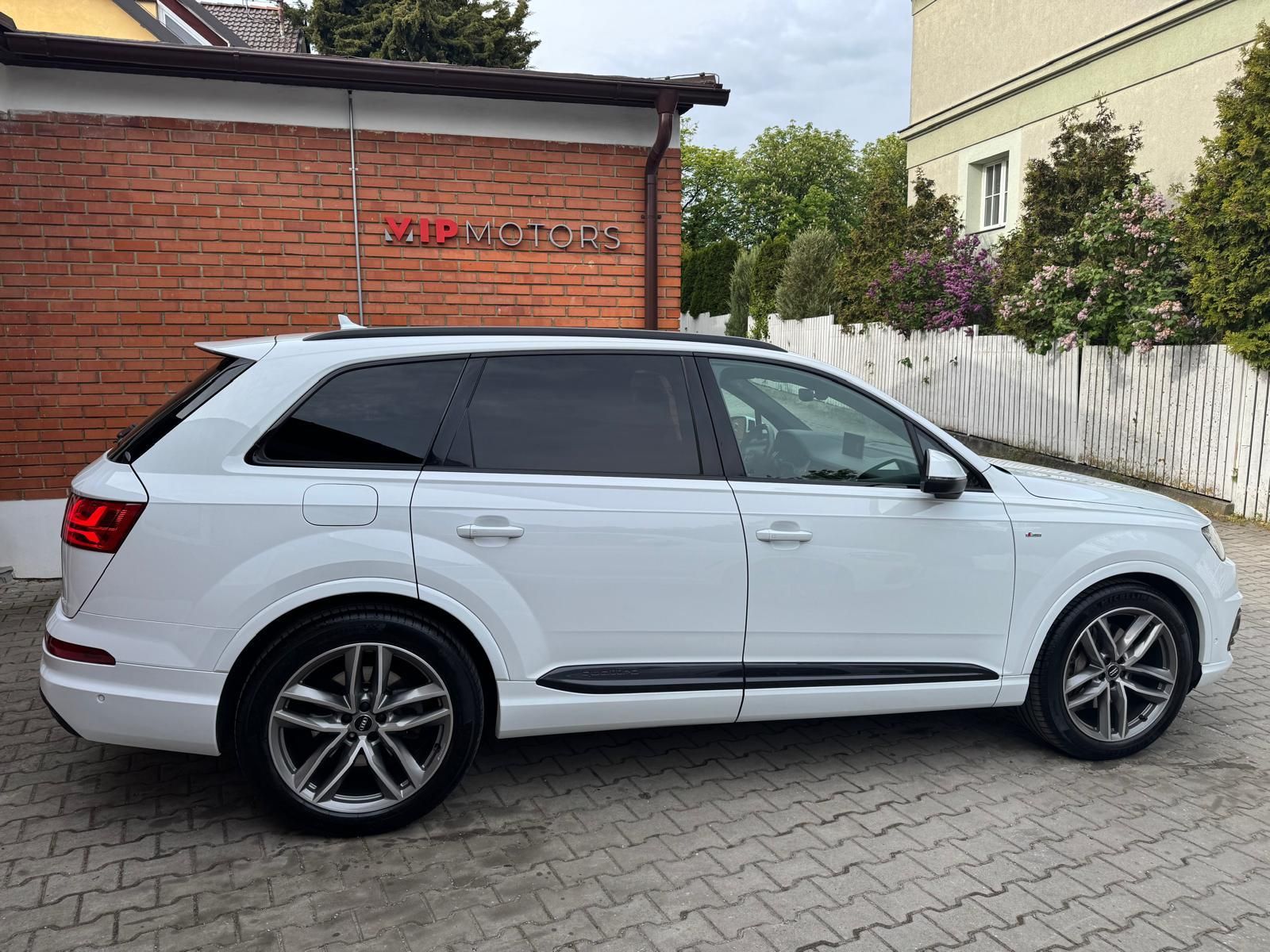 Audi Q7, 3,0TDi-7 MÍST-NEZ.T.-R21-TAŽ. - fotka 6