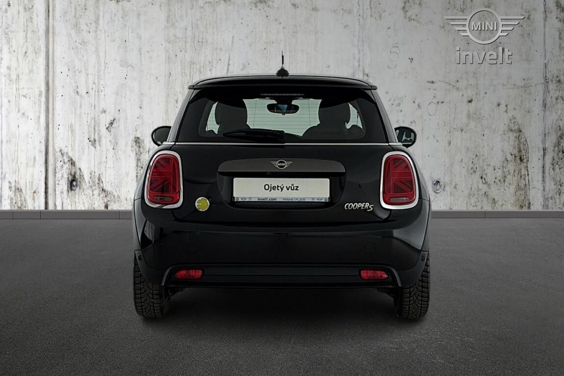 Mini, Cooper SE 3dvéř. - fotka 4