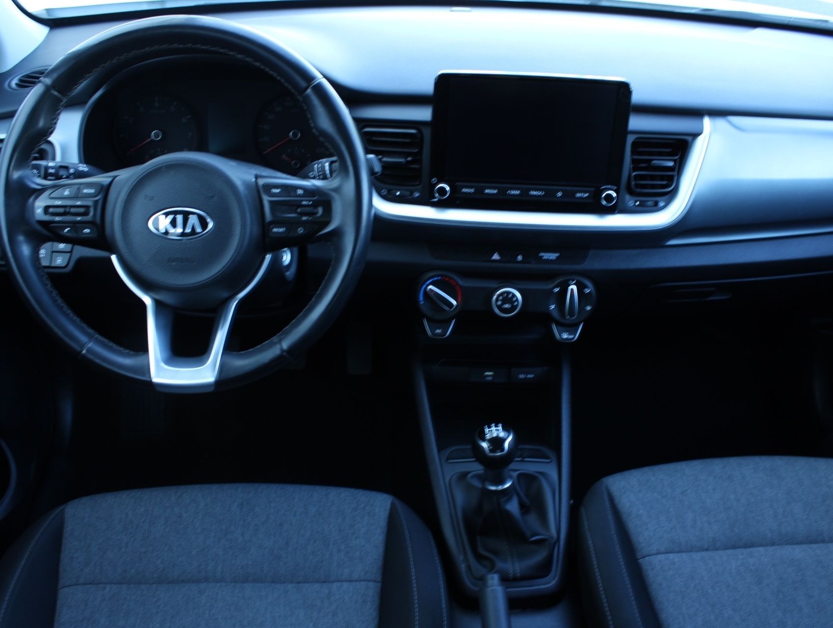 Kia Stonic, 1.2 DPI 61kW tažné - fotka 5