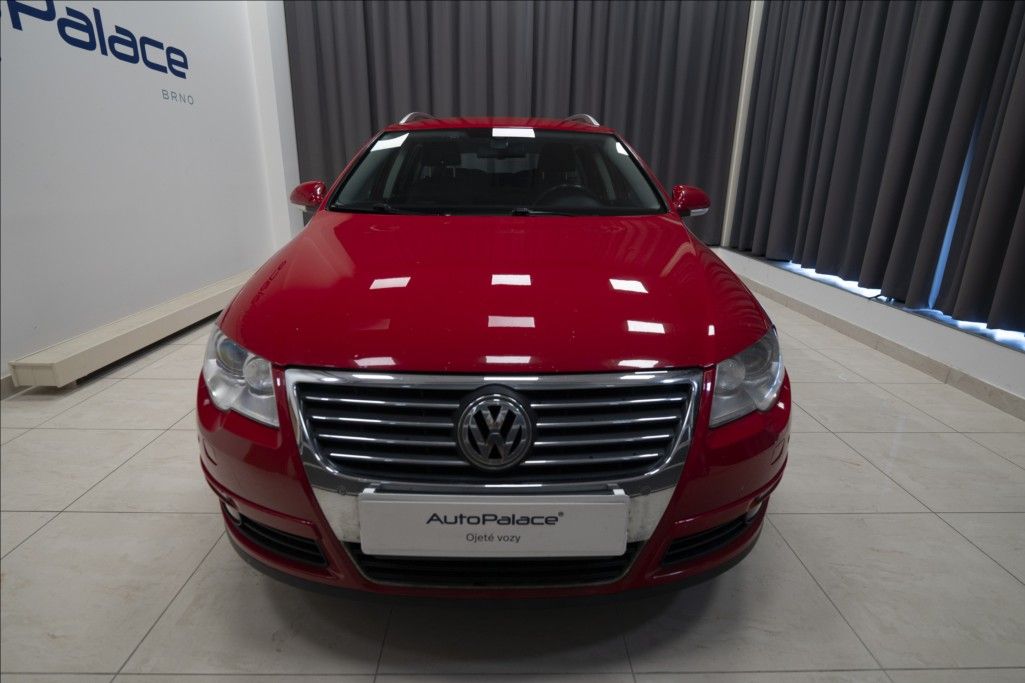 Volkswagen Passat, 2,0 FSI 4 MOTION HIGHLINE ČR - fotka 2