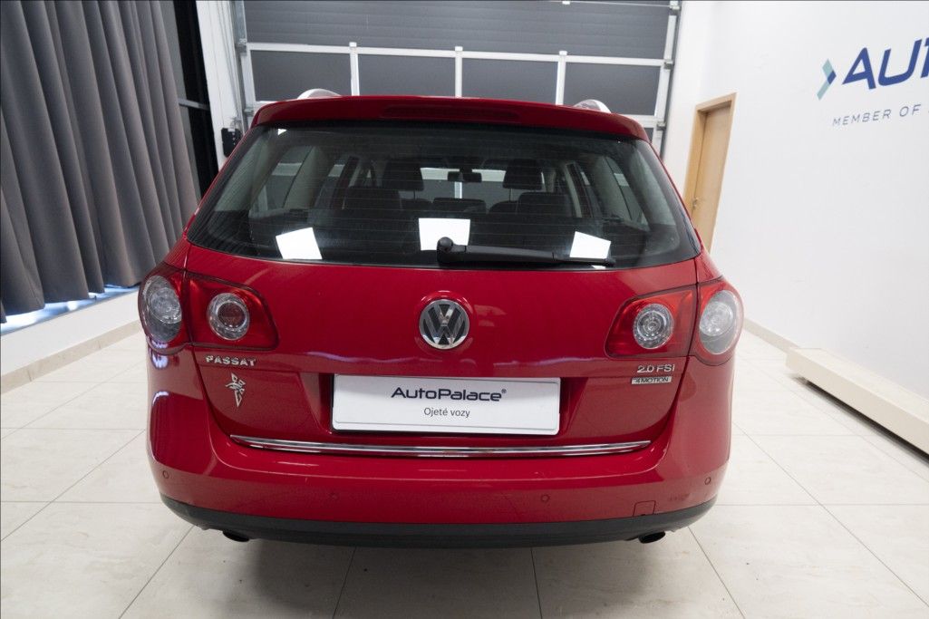 Volkswagen Passat, 2,0 FSI 4 MOTION HIGHLINE ČR - fotka 5