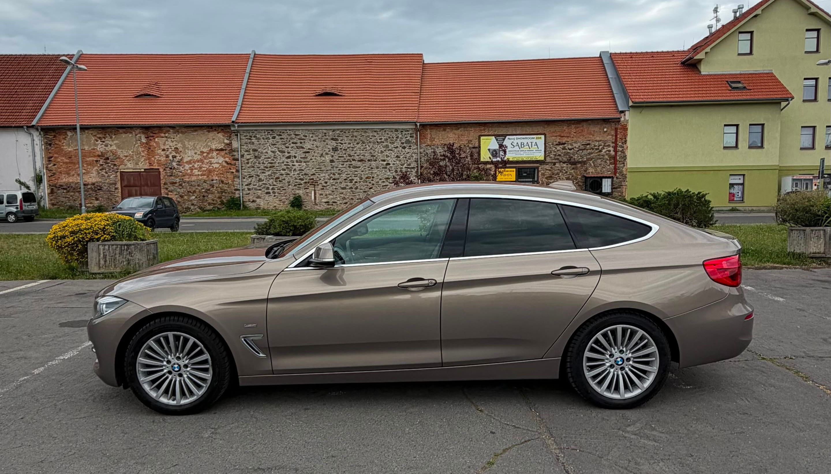 BMW Řada 3, BMW GT 318d - Luxury | Automat - fotka 5