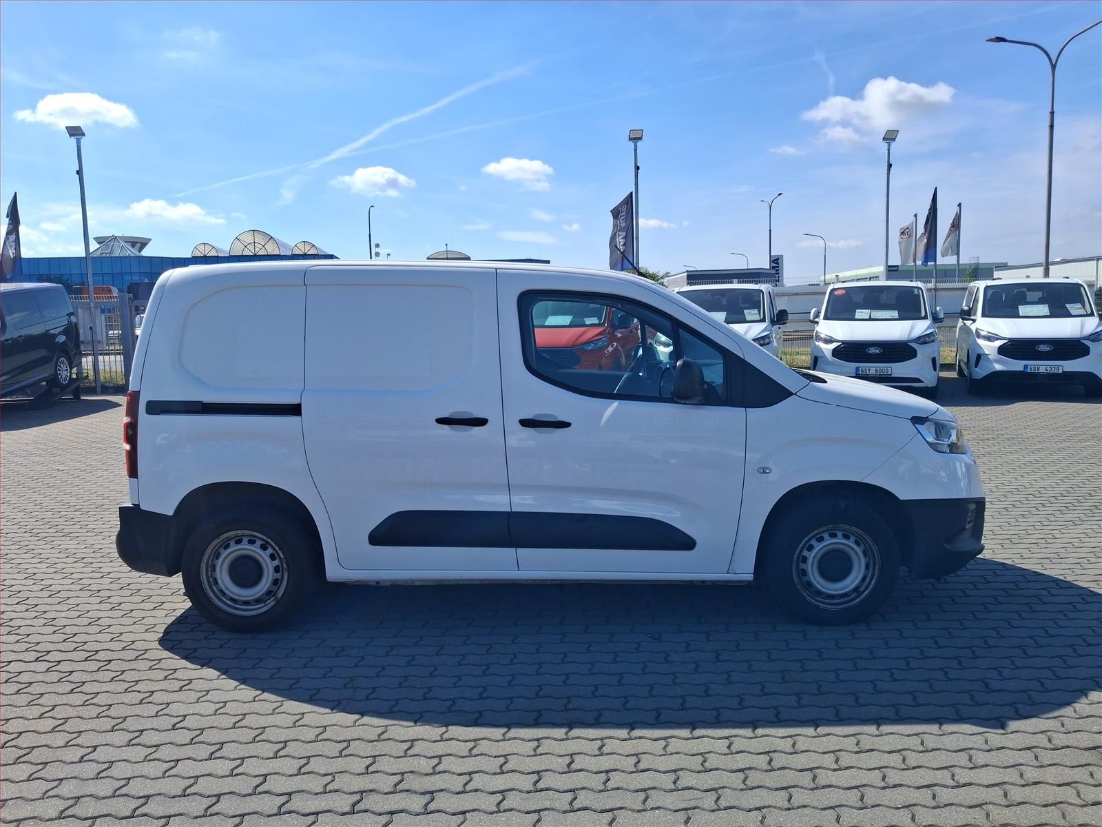 Toyota Proace City, 1.5 D4-D, Klima, ČR, DPH - fotka 6