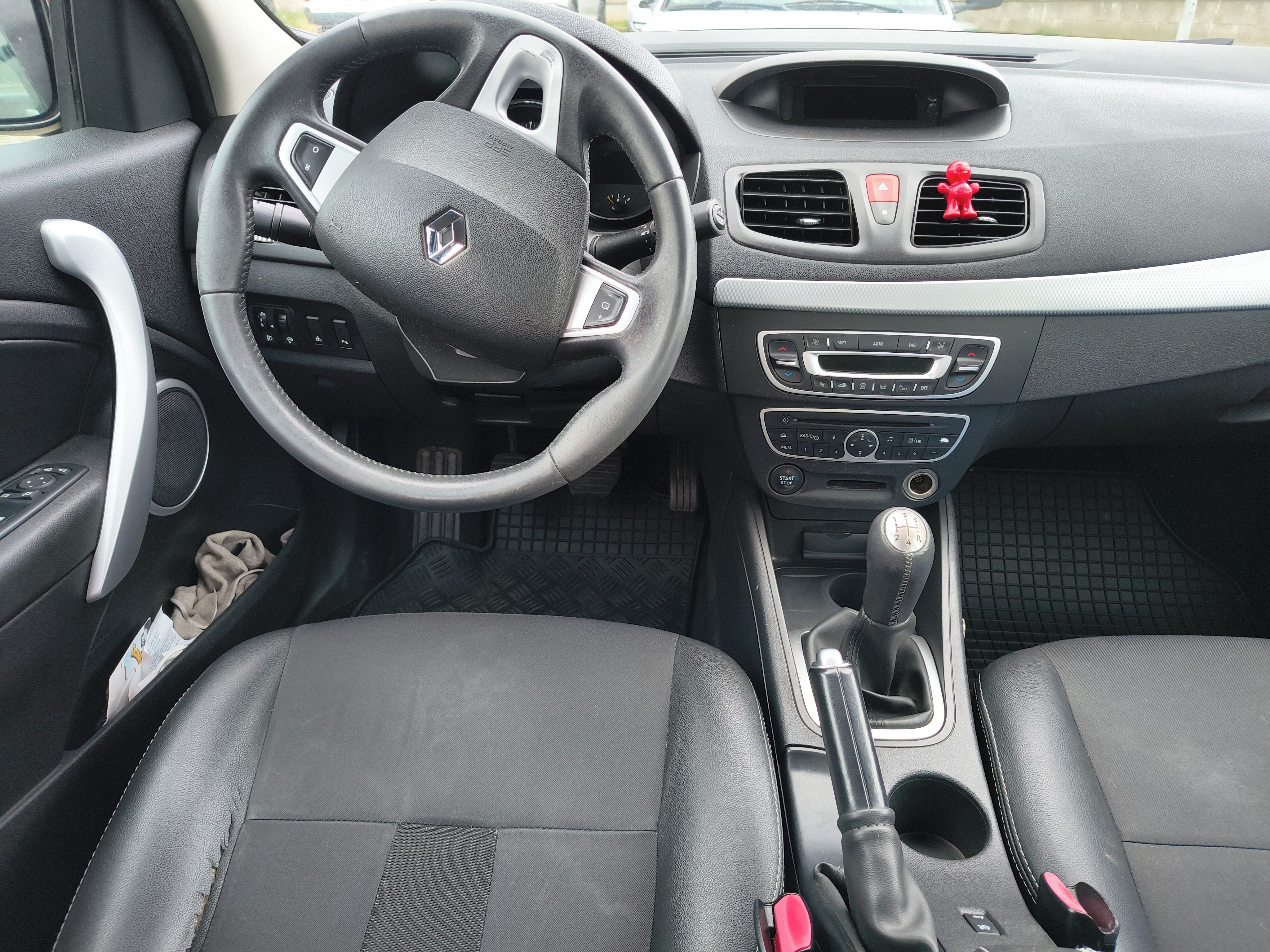 Renault Fluence, Key less, Defent lock - fotka 6