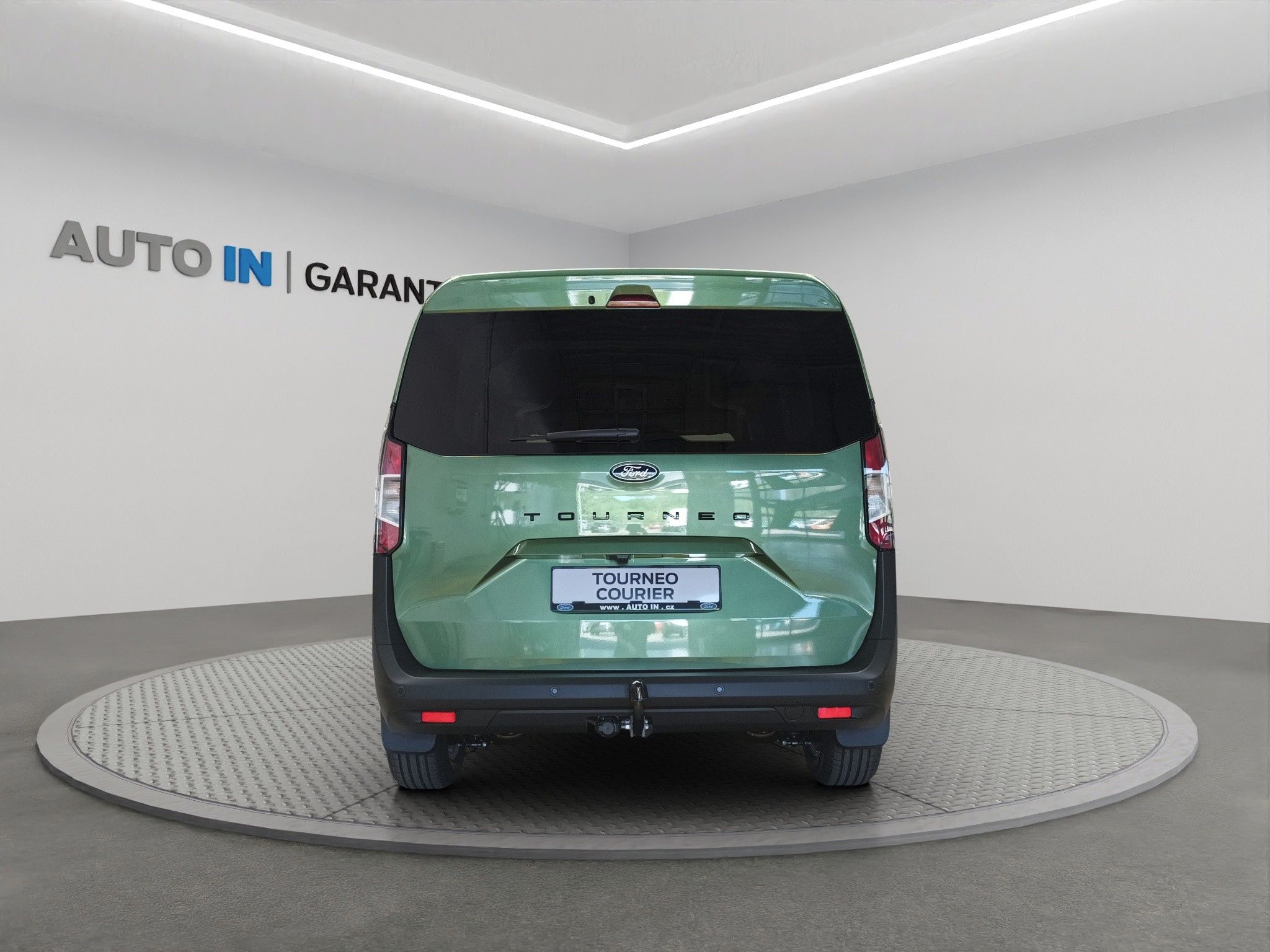 Ford Tourneo Courier, L1 TOURNEO TITANIUM 1,0 EcoBoo - fotka 5
