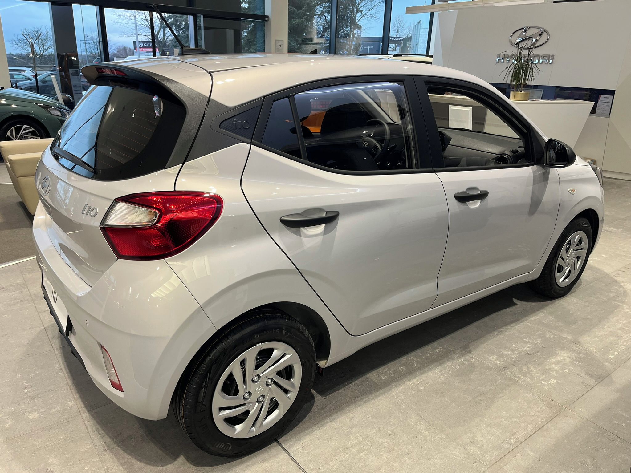 Hyundai i10, 1.0i START - fotka 2