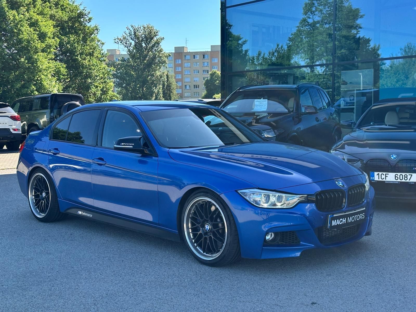 BMW Řada 3, 335i, 91 000 Km ! - fotka 2