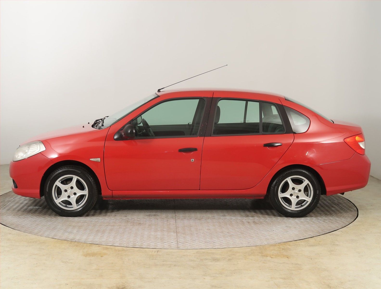 Renault Thalia, 1.2 16V, za skvělou cenu - fotka 3