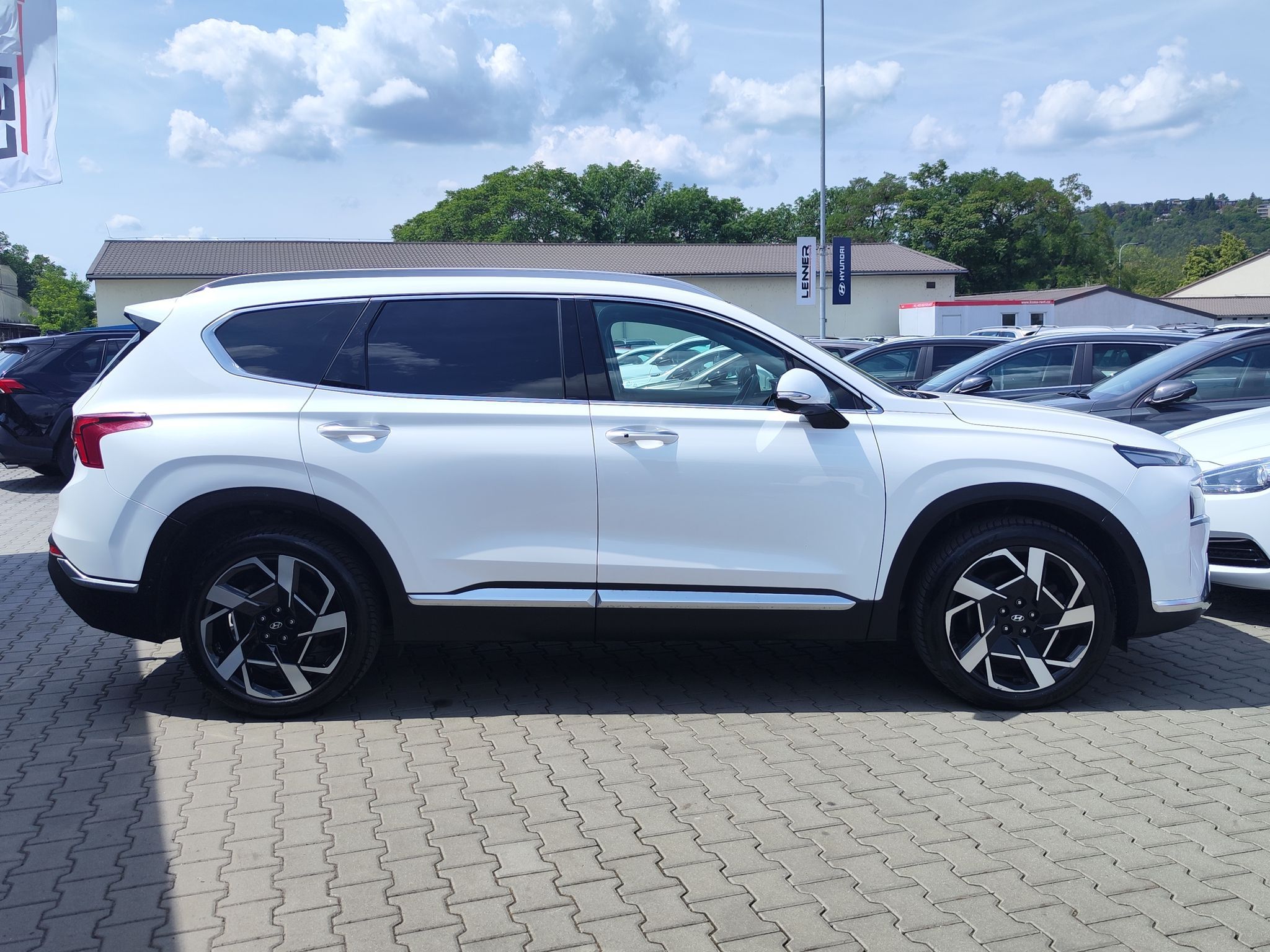 Hyundai Santa Fe, 2.2 CRDi/142kW STL PRM PANO - fotka 4