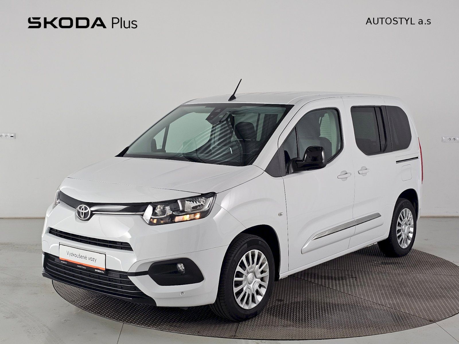 Toyota Proace City Verso, 1.2T 110k SHUTTLE SENSOR+
