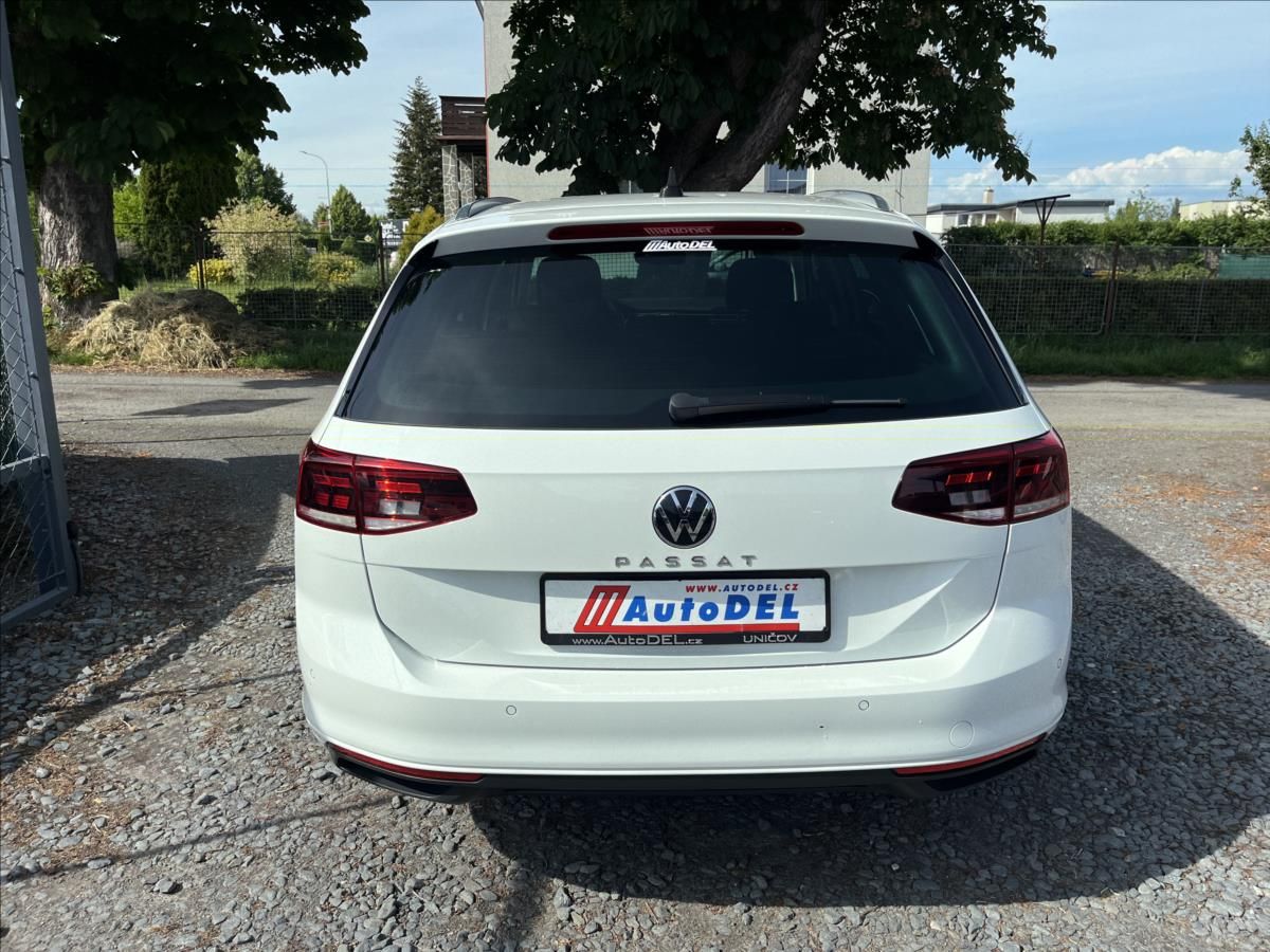Volkswagen Passat, 2,0 TDi DSG DPH  Webasto,Kamer - fotka 5