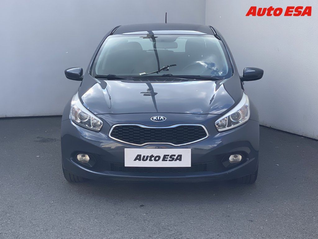 Kia Cee´d, 1.4. i - fotka 2