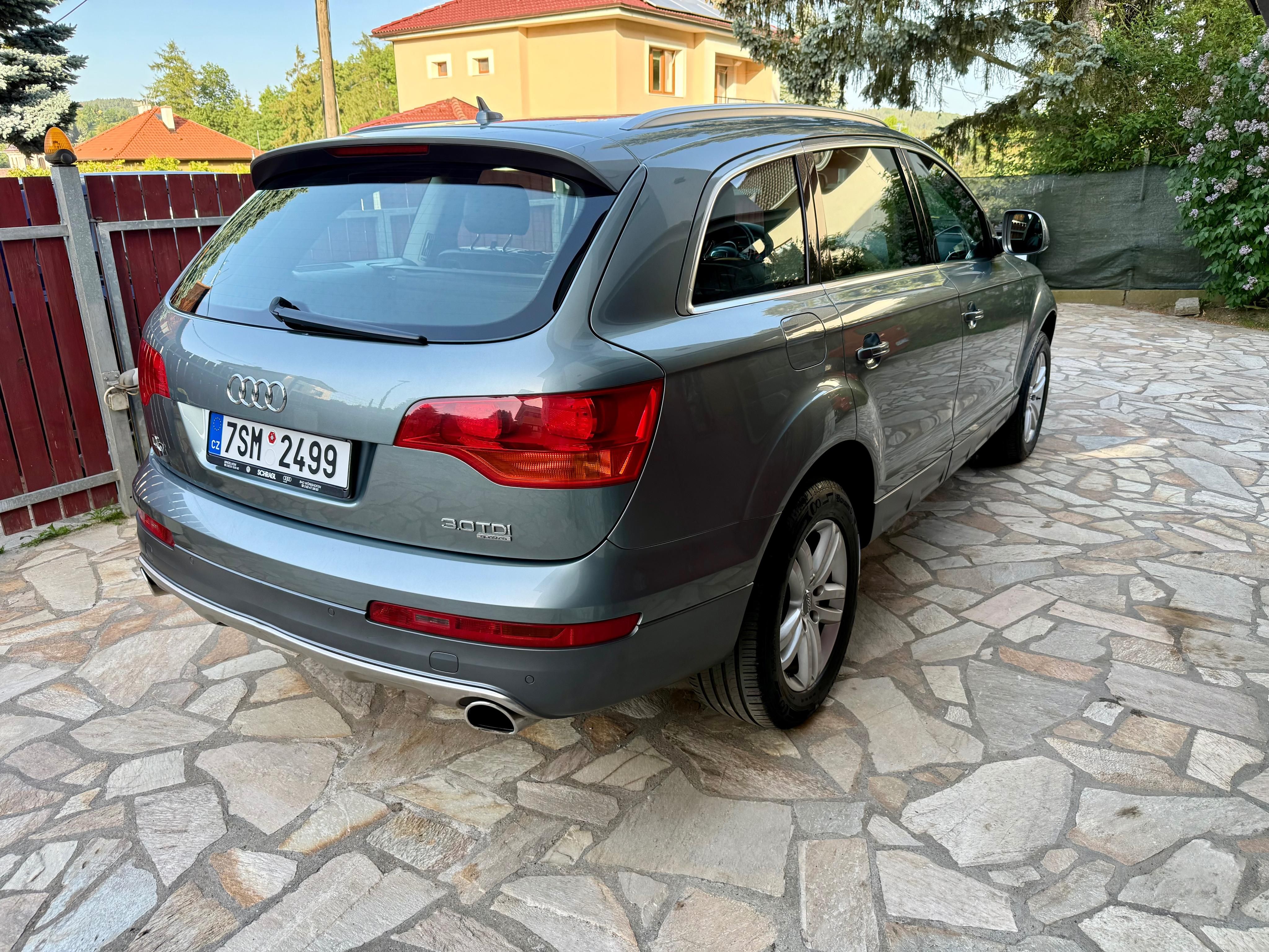 Audi Q7, 3.0 TDI 176KW QUATTRO TOP STAV - fotka 4