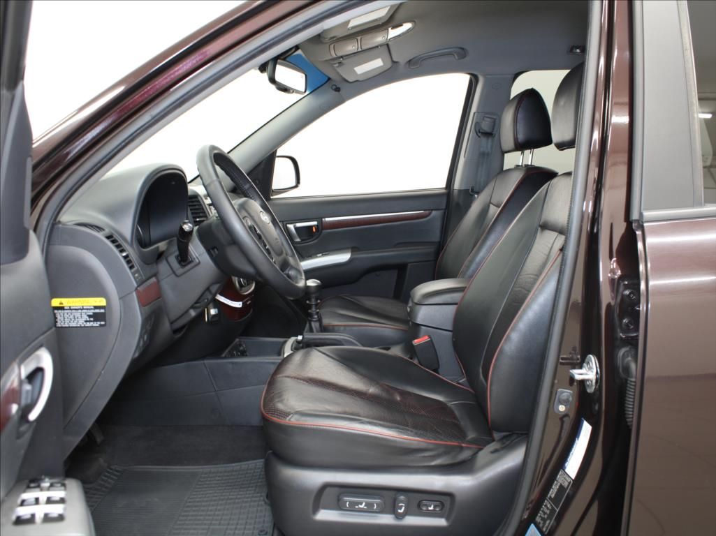 Hyundai Santa Fe, 2,2 CRDi Manuál AWD 1.maj.ČR - fotka 6