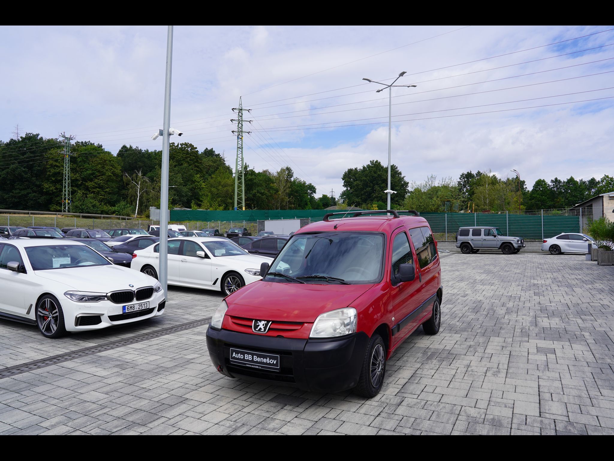 Peugeot Partner, 1.4i, ČR, 5 míst - fotka 2