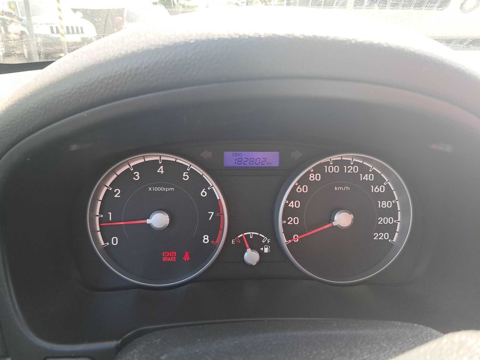 Hyundai Accent, 1.4i, po STK, Tažné, zamluveno - fotka 3