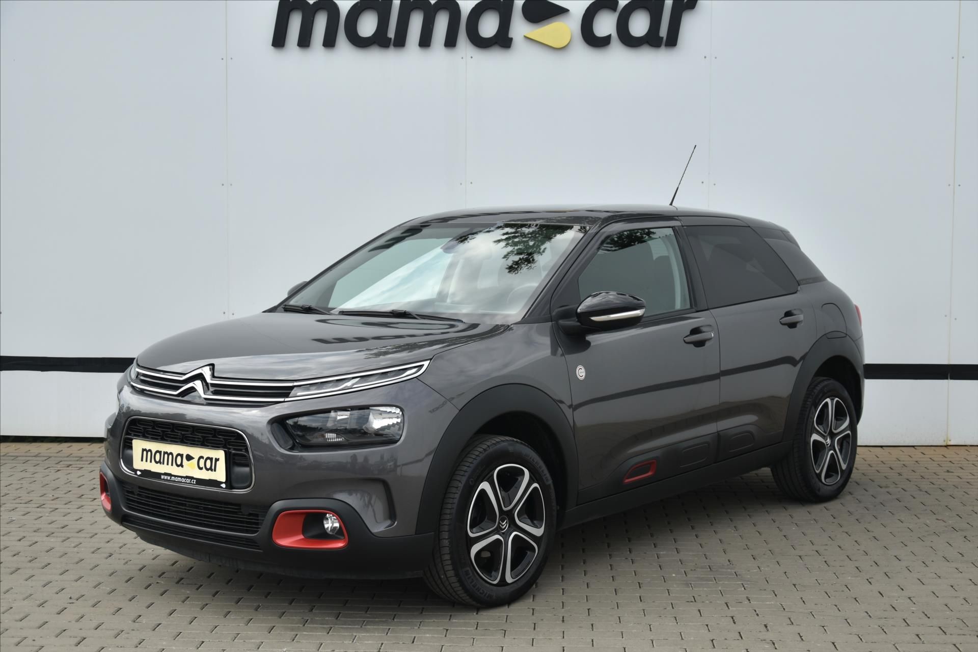 Citroën C4 Cactus, 1.2 Pure Tech 81kW ČR - fotka 3