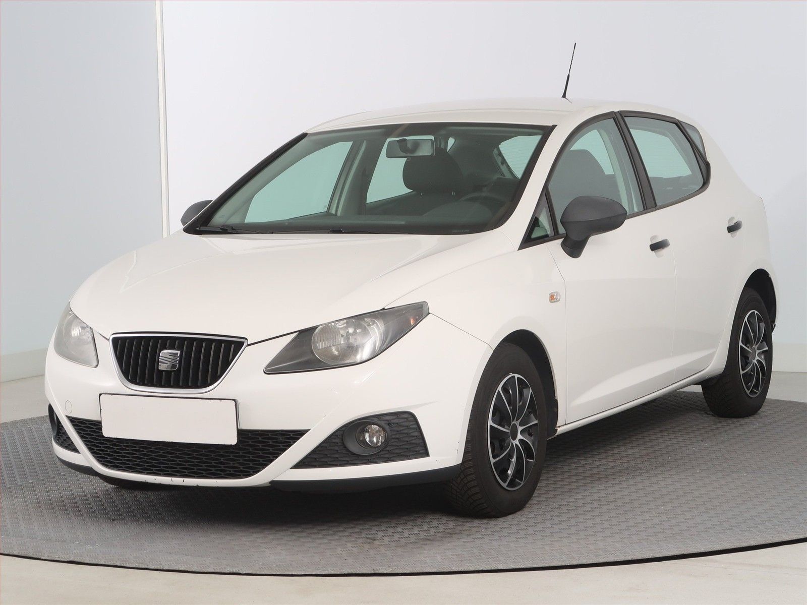 Seat Ibiza, 1.4 16V, Klima - fotka 2