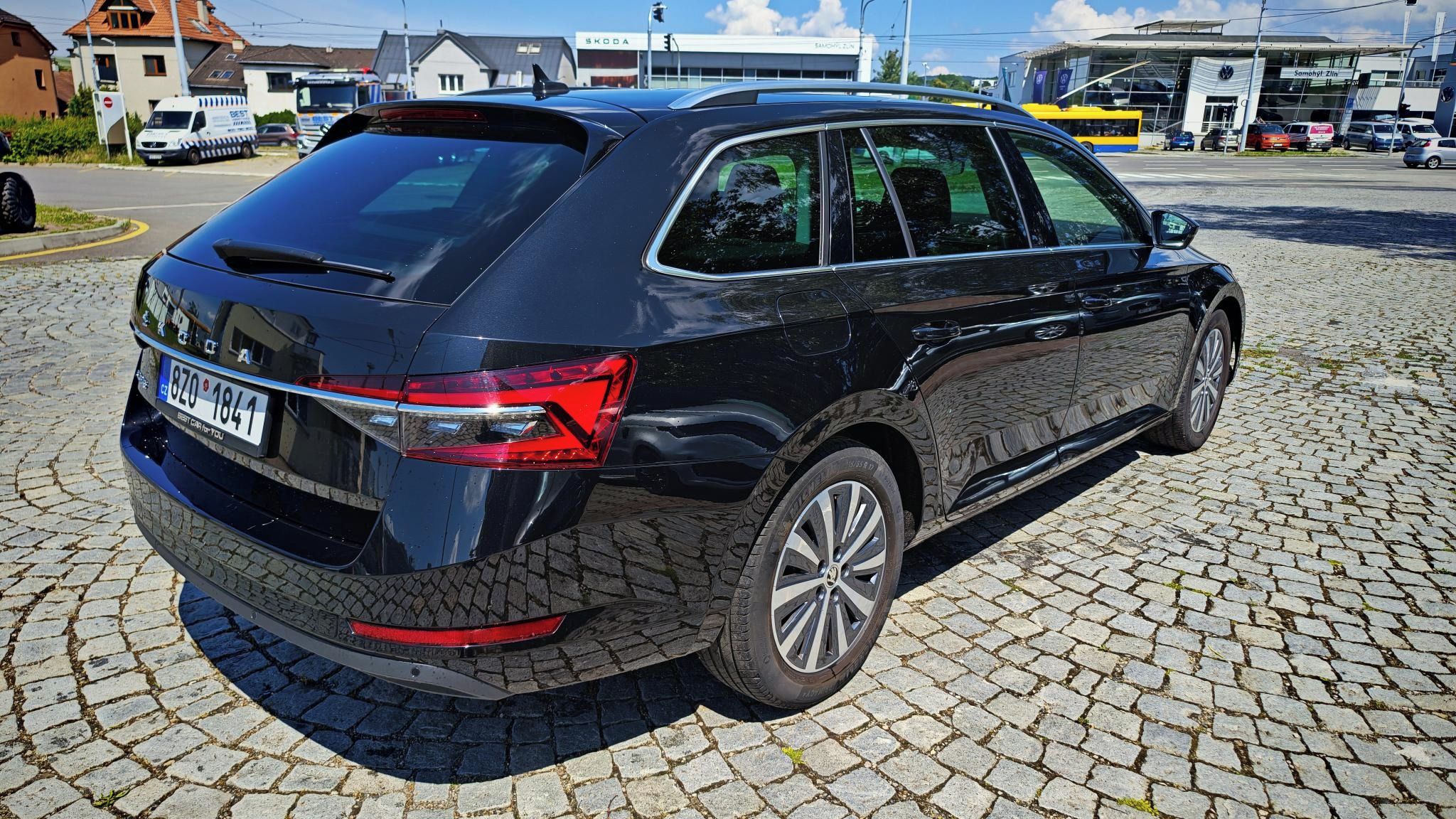 Škoda Superb, 2.0 TDi 110kW DSG - fotka 4