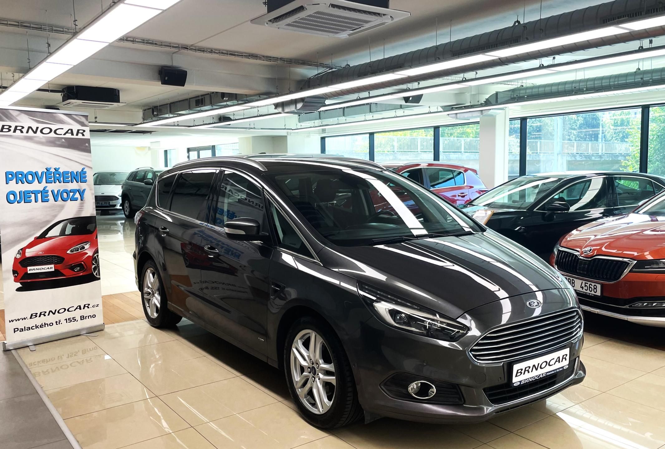 Ford S-MAX, Titanium 132kW AT AWD, 7 MÍST