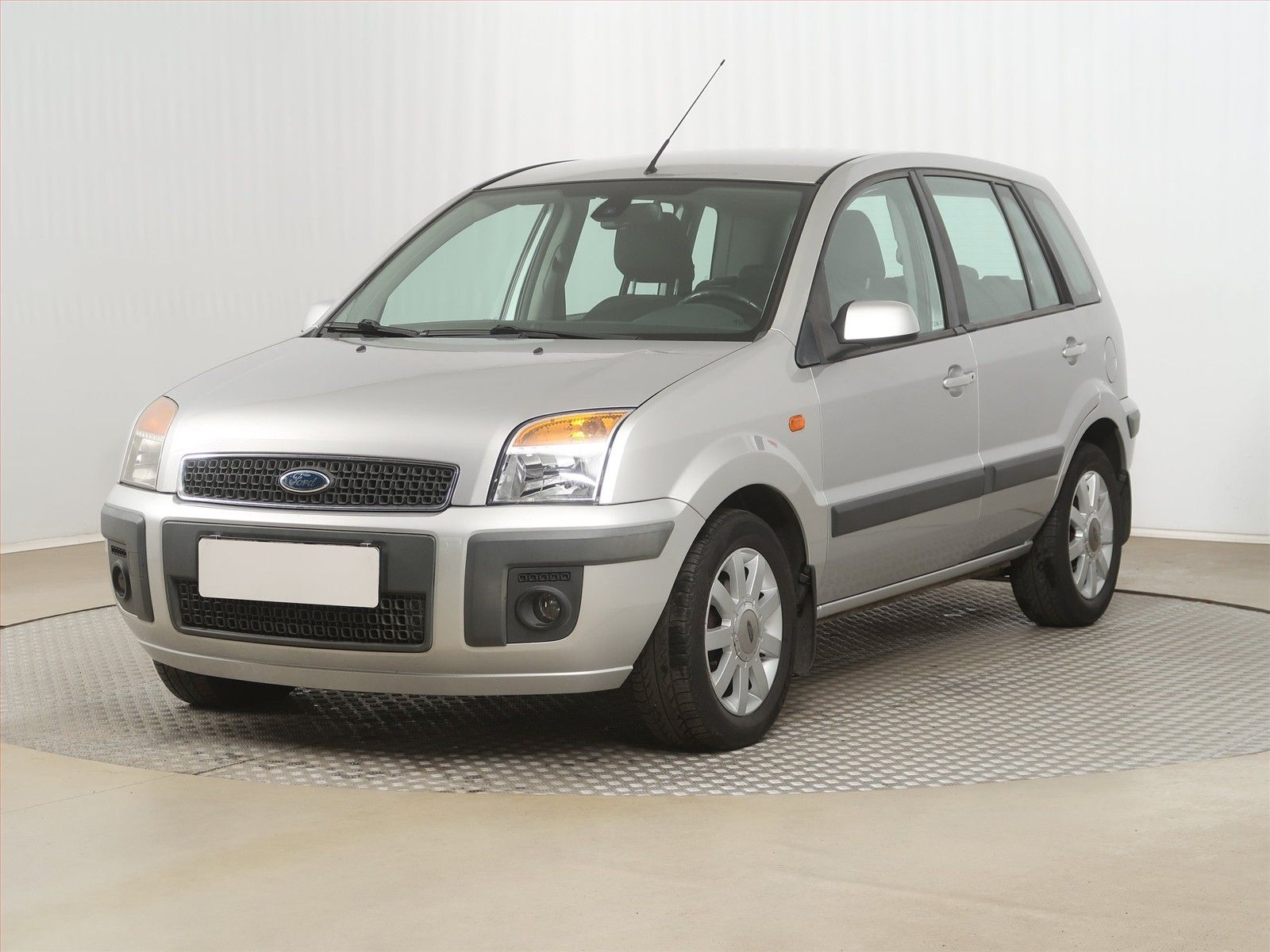 Ford Fusion, 1.4, Automatická klima - fotka 2