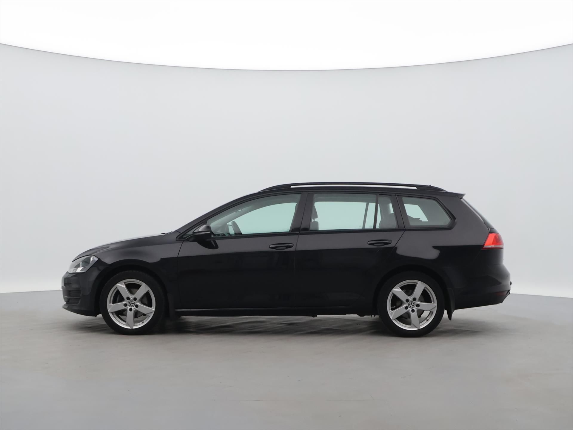 Volkswagen Golf Variant, 1,6 TDI 77kW Aut.klima Navi - fotka 4