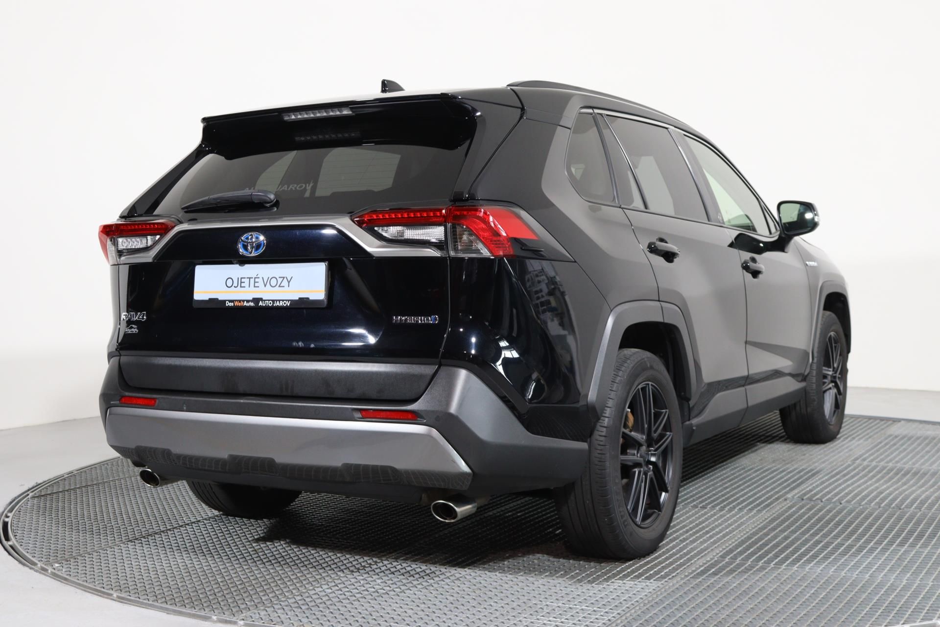 Toyota Rav4, 2,5 HYBRID 4WD e-CVT - fotka 2
