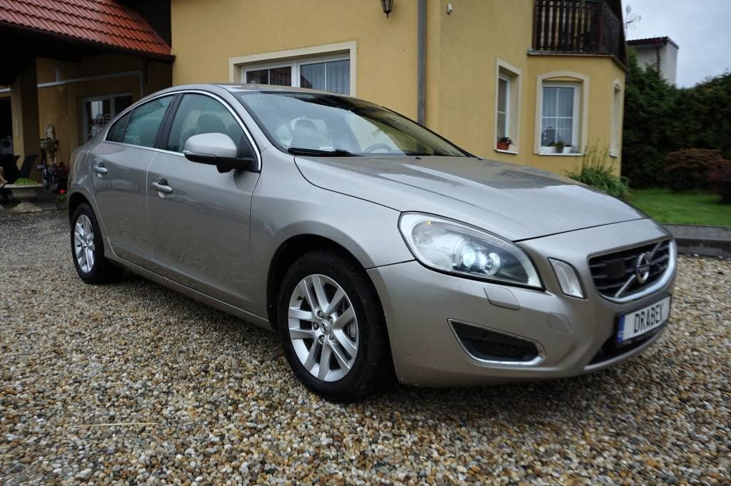 Volvo S60, SUMMUM D5 158 kW