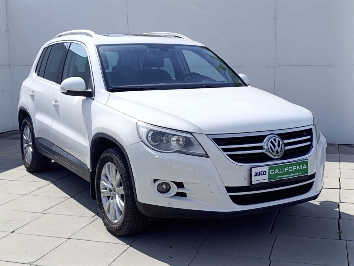 Volkswagen Tiguan, 2,0 TDi DSG 4Motion Navi Tažné - fotka 4
