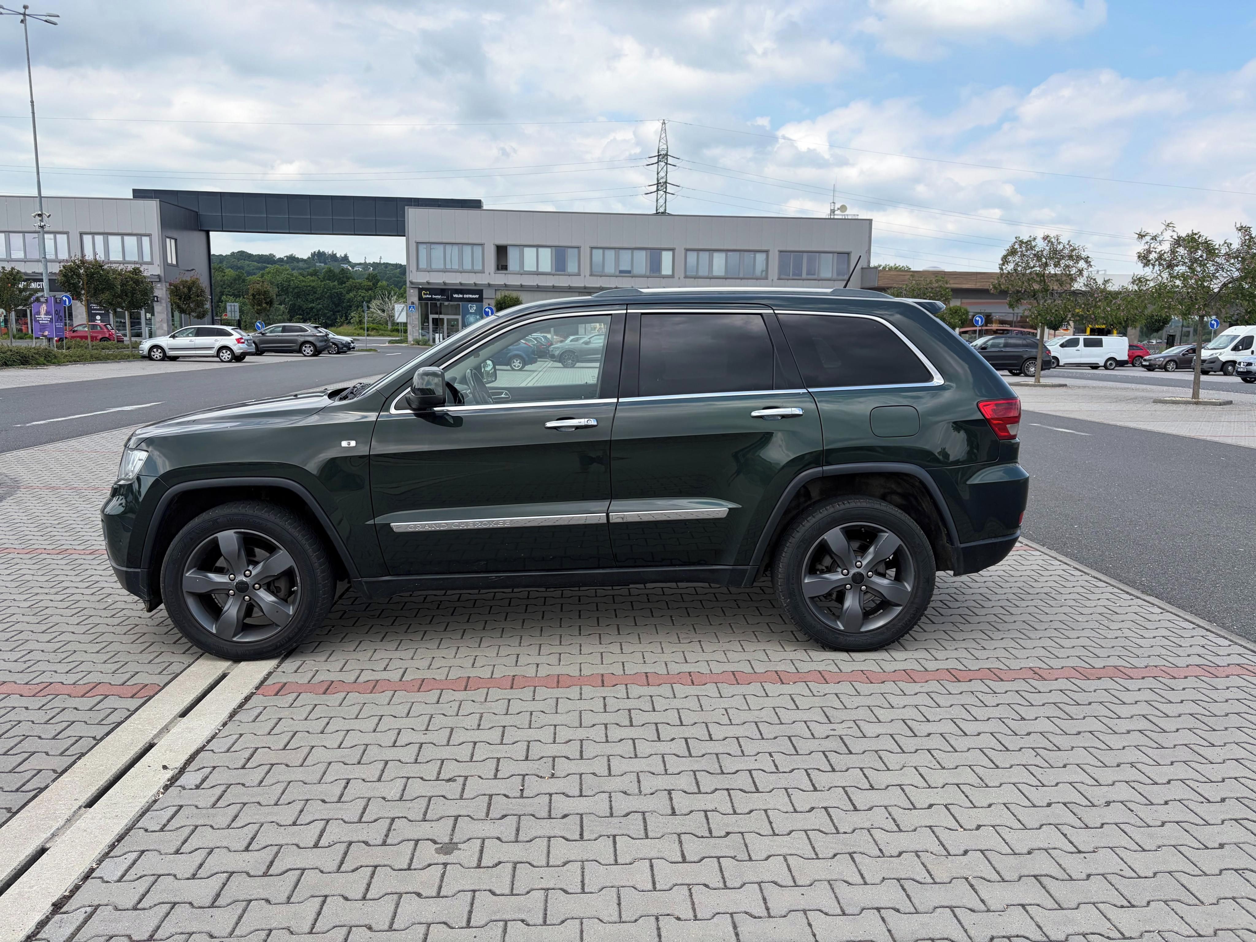 Jeep Grand Cherokee, 3.0 CRDi Overland FULL výbava - fotka 6